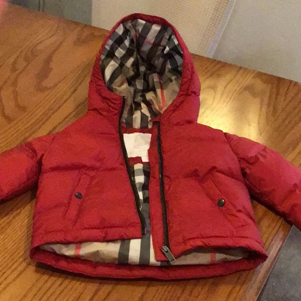 Burberry Baby puffer coat